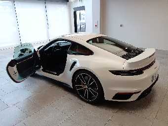 PORSCHE 911 2023 Image 20