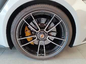PORSCHE 911 2023 Image 26