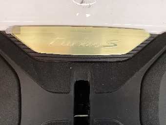 PORSCHE 911 2023 Image 42