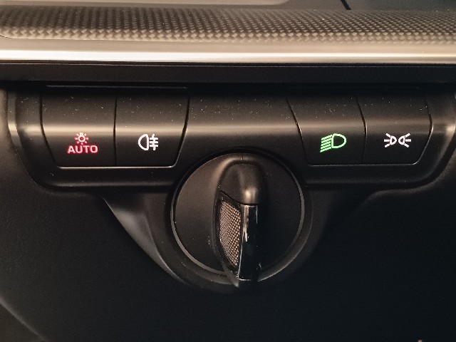 PORSCHE 911 2023 Image 61