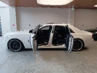 ROLLS ROYCE GHOST 2017 Image 17