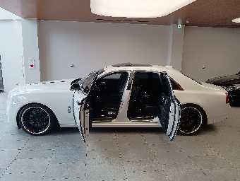 ROLLS ROYCE GHOST 2017 Image 18
