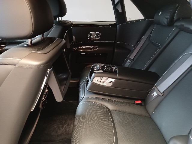 ROLLS ROYCE GHOST 2017 Image 41