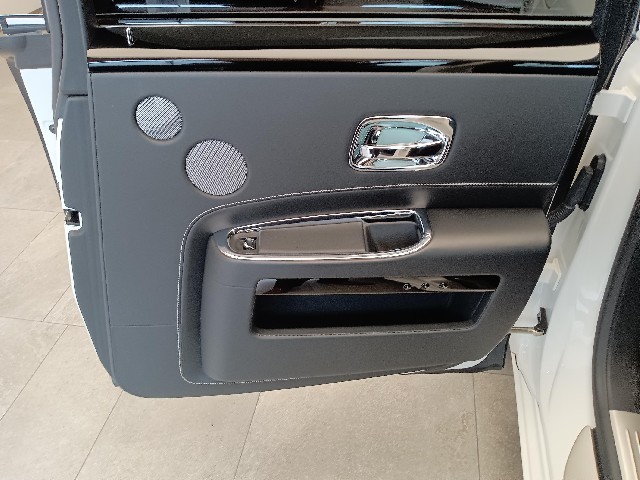 ROLLS ROYCE GHOST 2017 Image 48