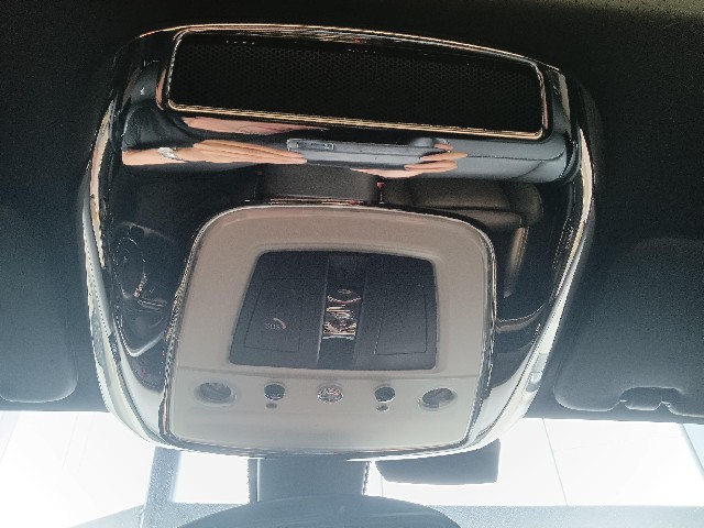 ROLLS ROYCE GHOST 2017 Image 75