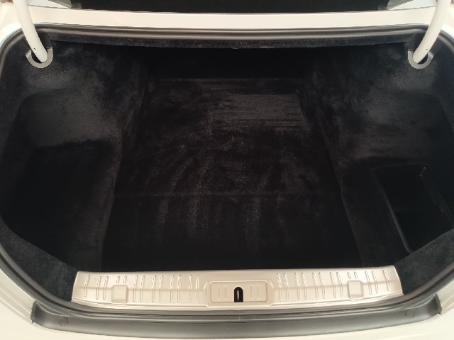 ROLLS ROYCE GHOST 2017 Image 76