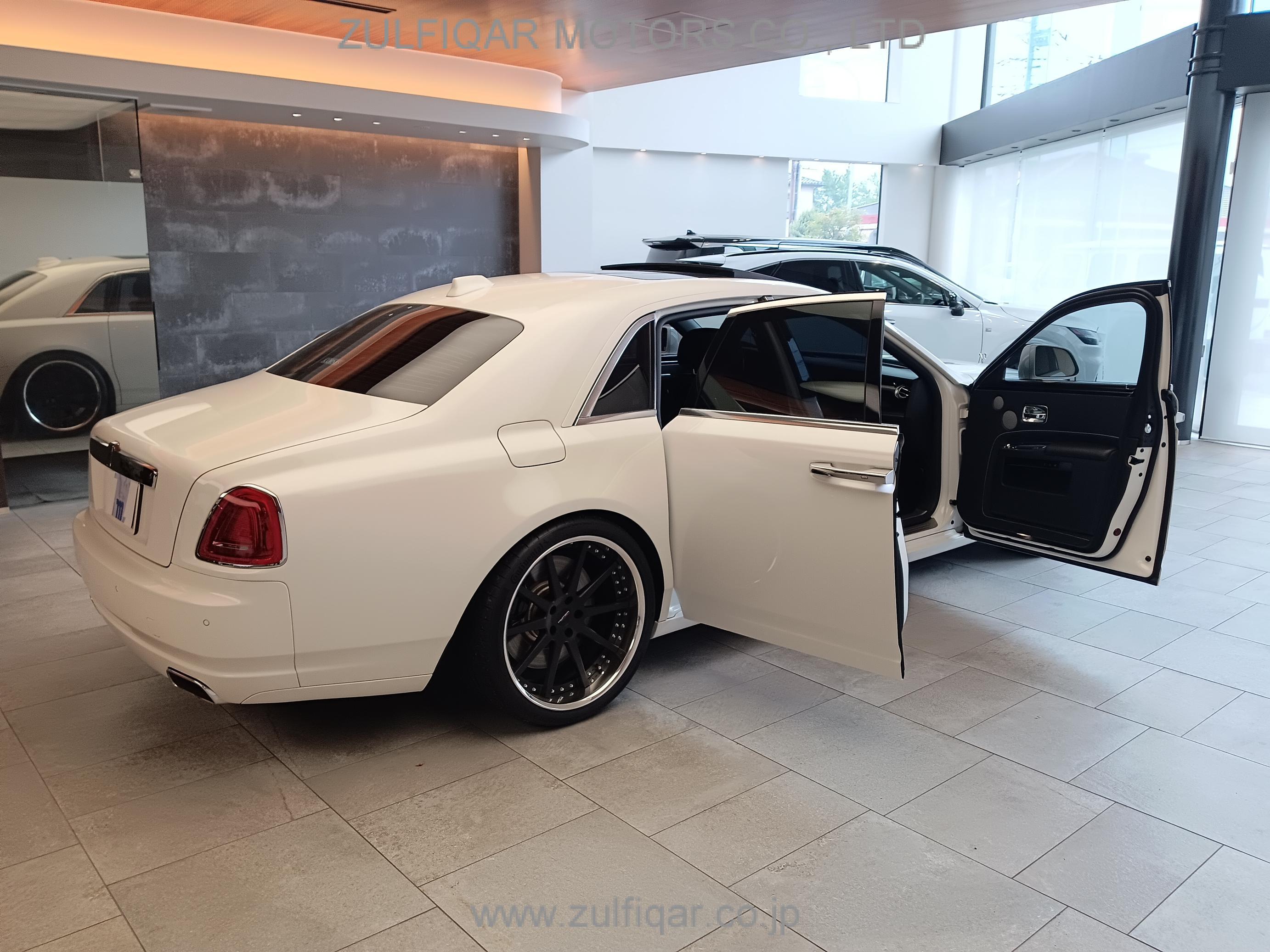 ROLLS ROYCE GHOST 2017 Image 9