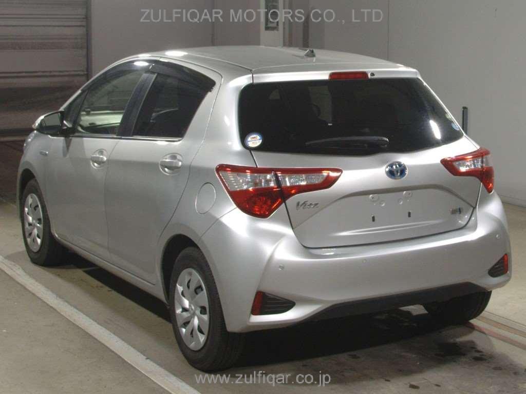 TOYOTA VITZ 2018 Image 4