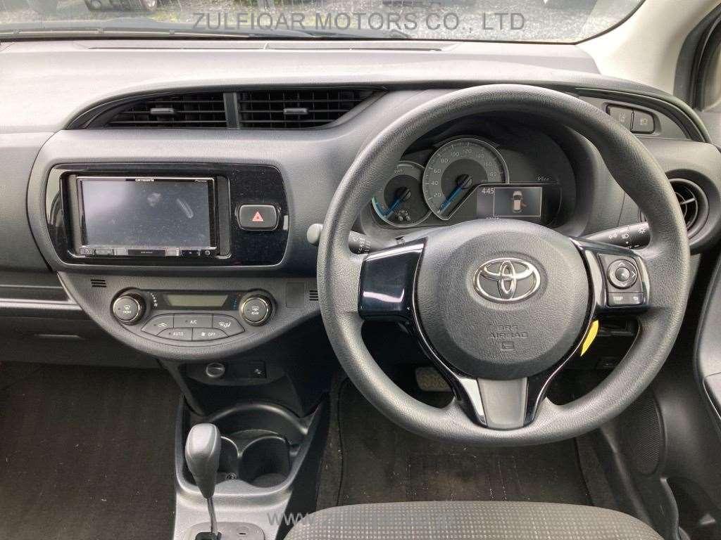 TOYOTA VITZ 2018 Image 6