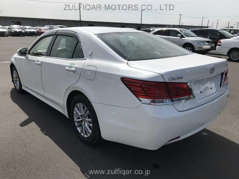 TOYOTA CROWN 2018 Image 23