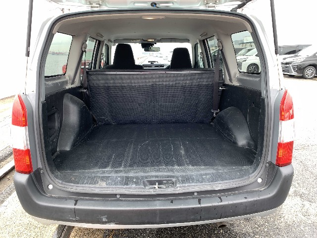 TOYOTA PROBOX 2019 Image 32