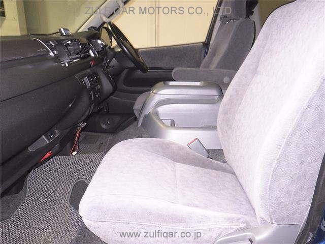 TOYOTA HIACE WAGON 2010 Image 4