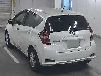 NISSAN NOTE 2020 Image 2