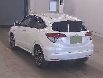 HONDA VEZEL 2015 Image 2