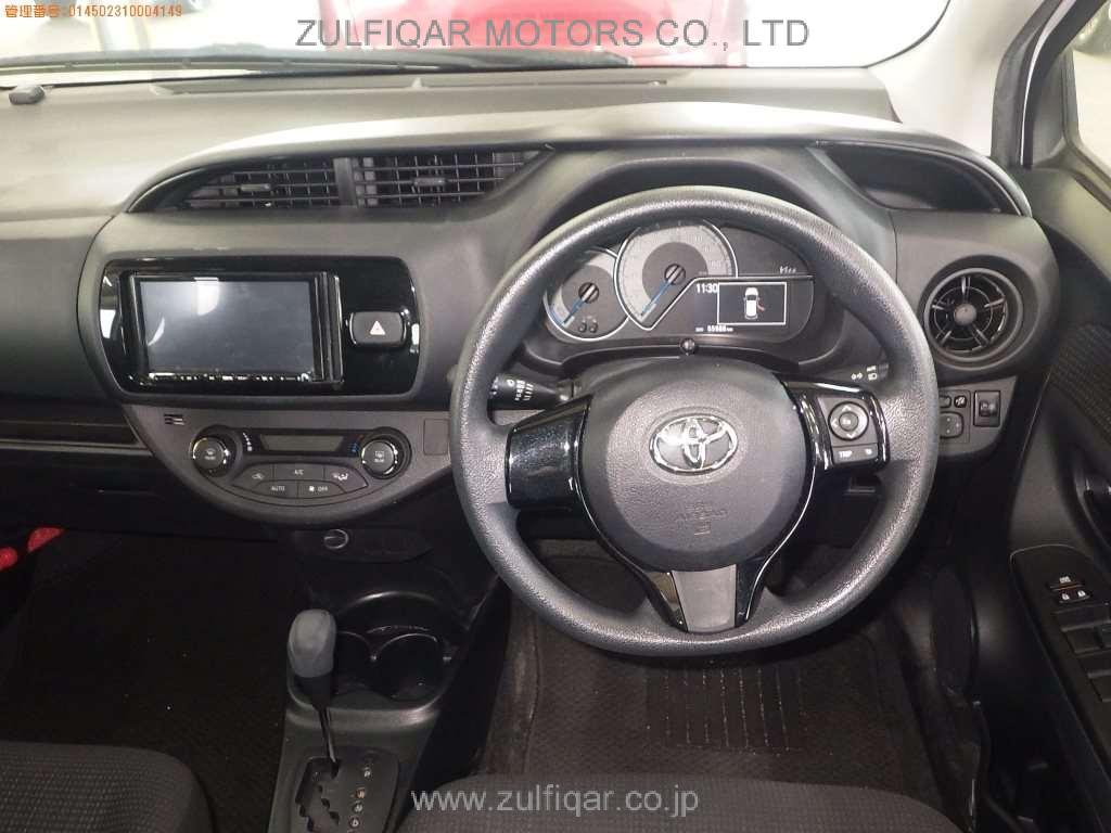 TOYOTA VITZ 2018 Image 6