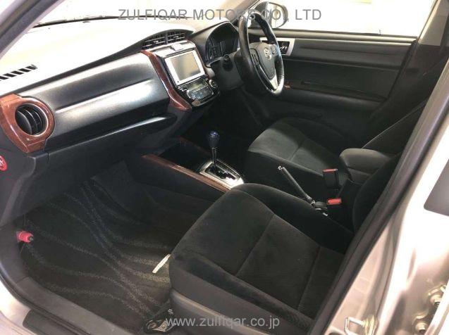 TOYOTA COROLLA AXIO 2014 Image 8