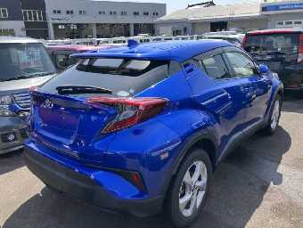TOYOTA C-HR 4WD 2019 Image 3