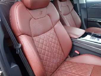 AUDI AUDI A8 2019 Image 17