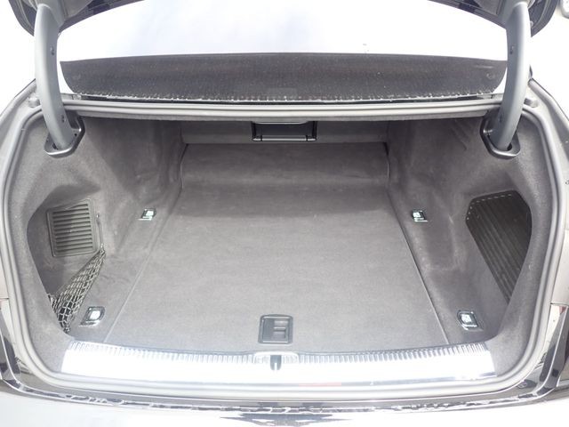 AUDI AUDI A8 2019 Image 27