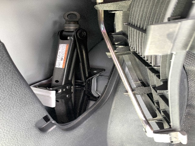 TOYOTA SUCCEED 2019 Image 28