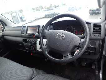 TOYOTA HIACE 2017 Image 3