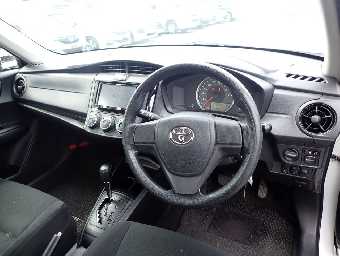 TOYOTA COROLLA AXIO 2018 Image 3
