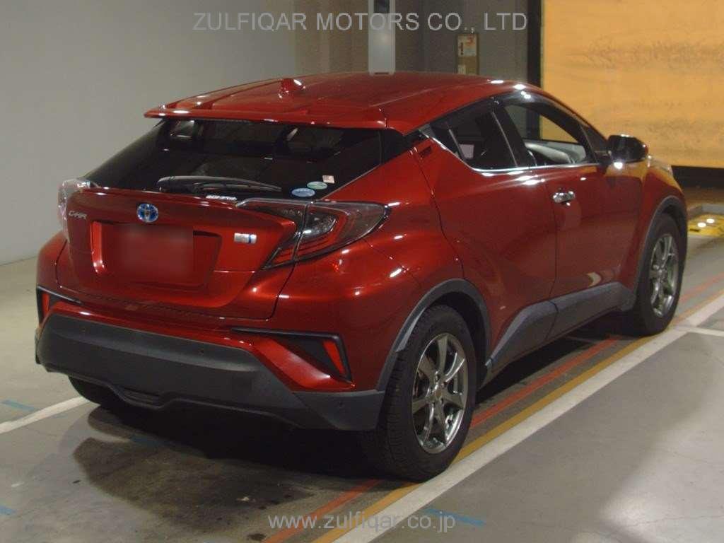 TOYOTA C-HR 2018 Image 2