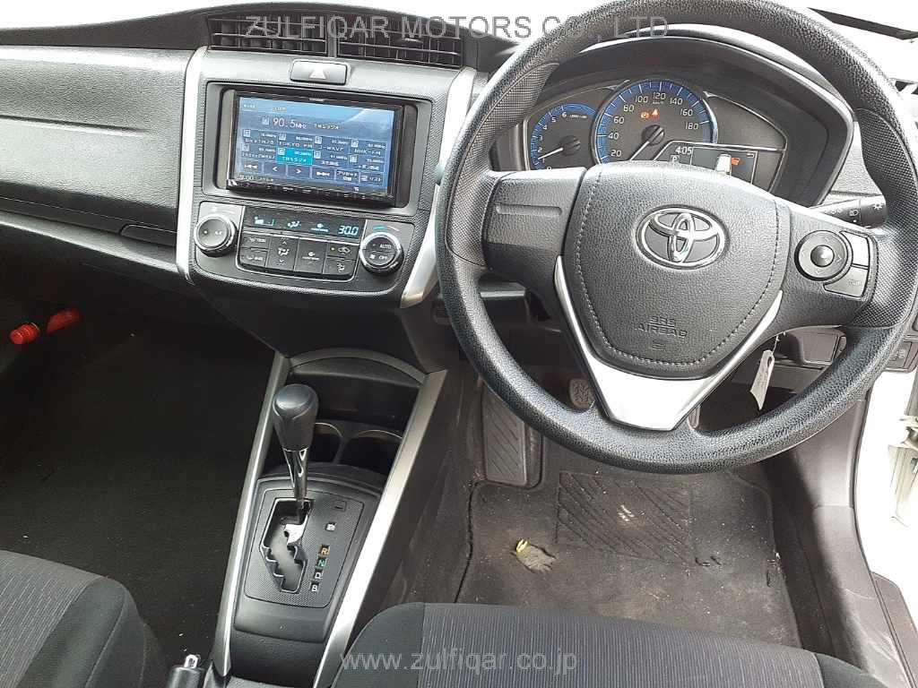 TOYOTA COROLLA FIELDER 2019 Image 9