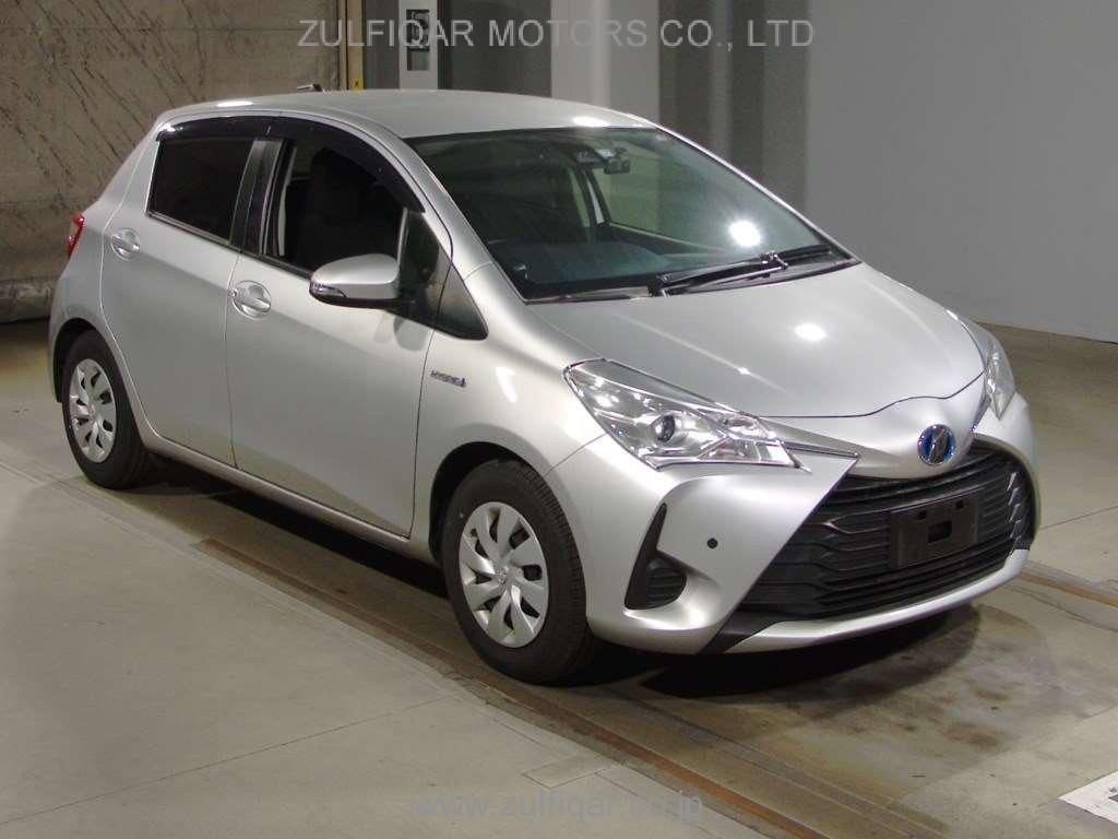 TOYOTA VITZ 2019 Image 3