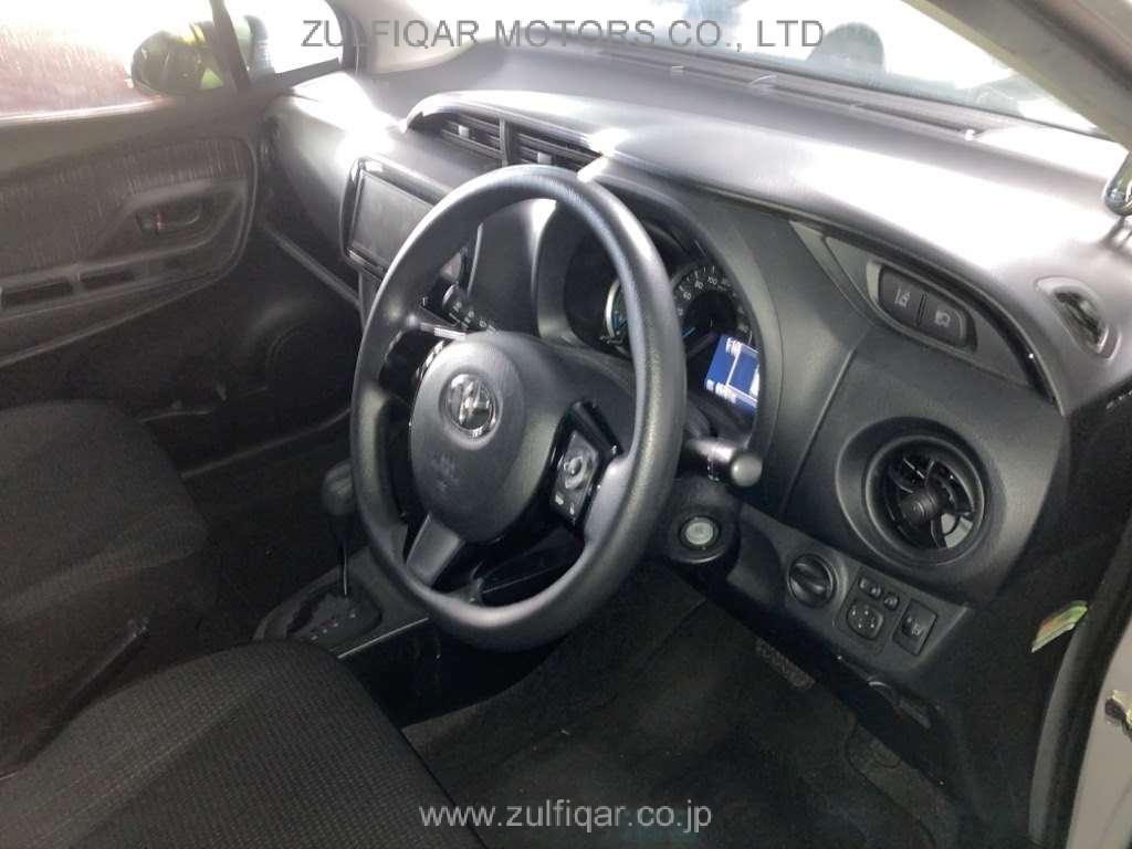 TOYOTA VITZ 2019 Image 5