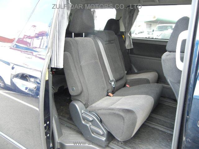 TOYOTA VELLFIRE 2013 Image 20