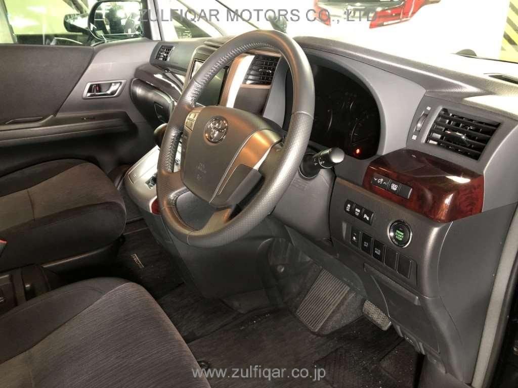 TOYOTA VELLFIRE 2013 Image 5