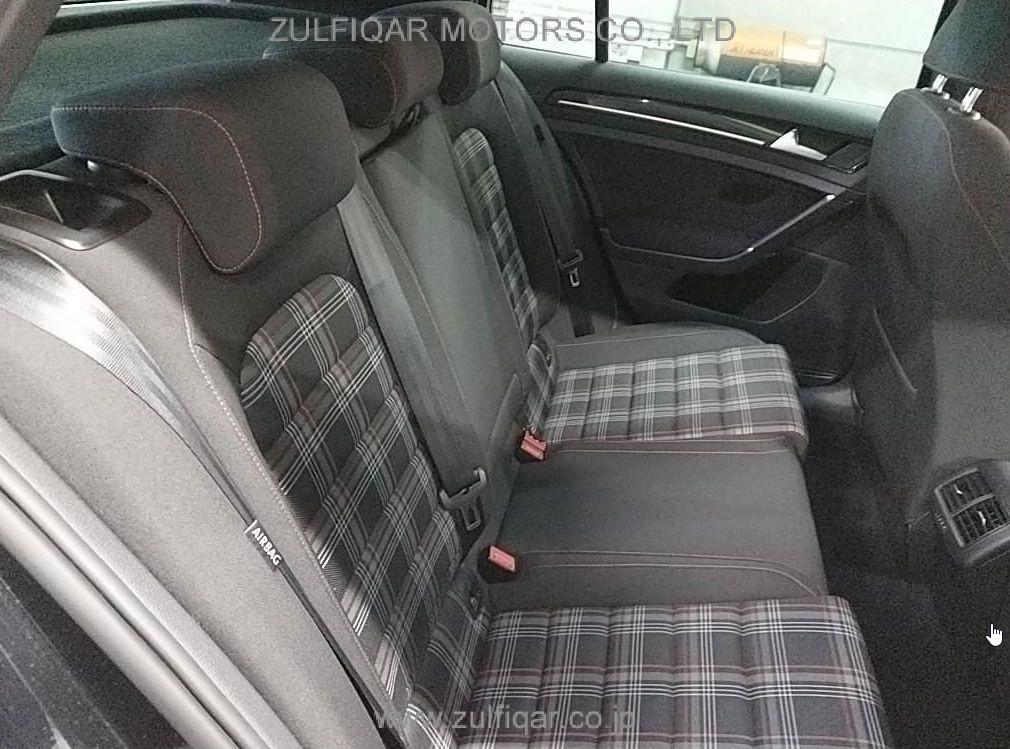 VOLKSWAGEN GOLF 2013 Image 6