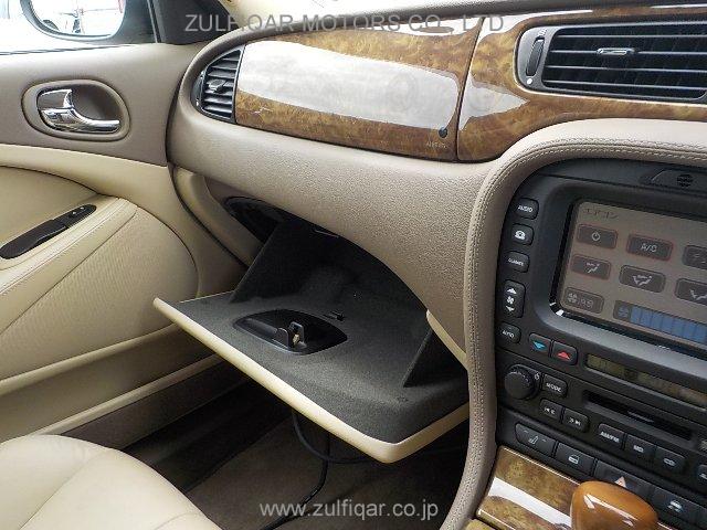 JAGUAR S TYPE 2005 Image 8