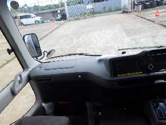 TOYOTA COASTER 2017 Image 17