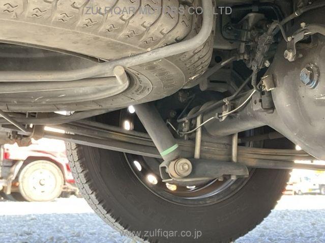 TOYOTA HIACE 2015 Image 11