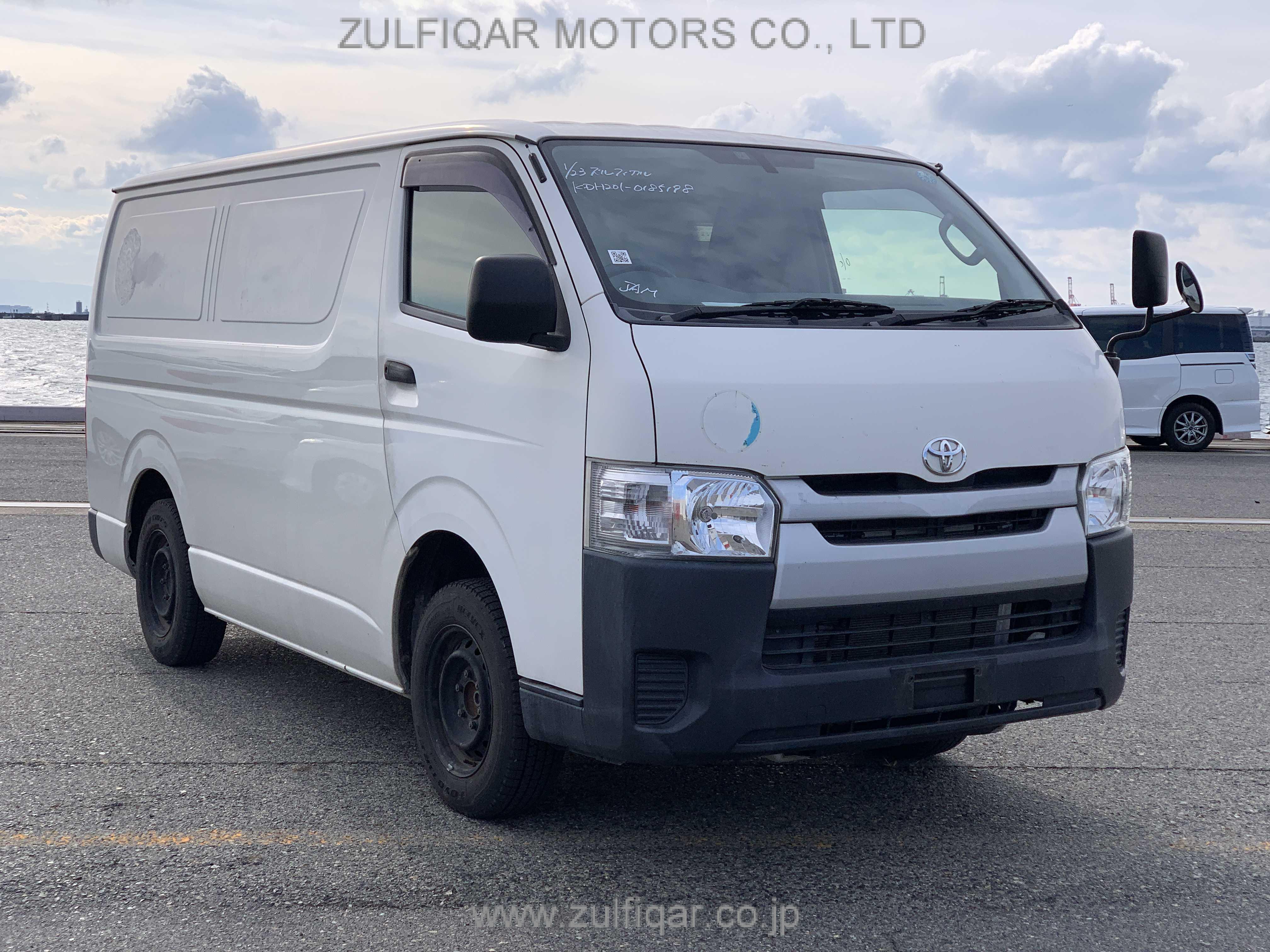 TOYOTA HIACE 2015 Image 31