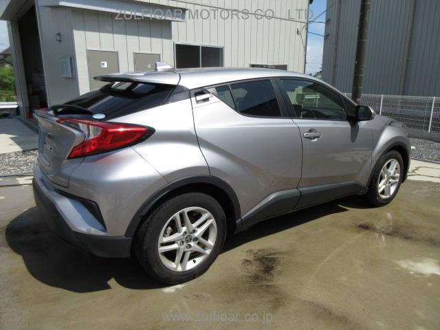 TOYOTA C-HR 2020 Image 3