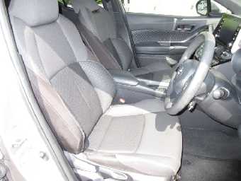 TOYOTA C-HR 2020 Image 5