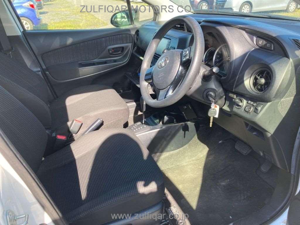 TOYOTA VITZ 2019 Image 5