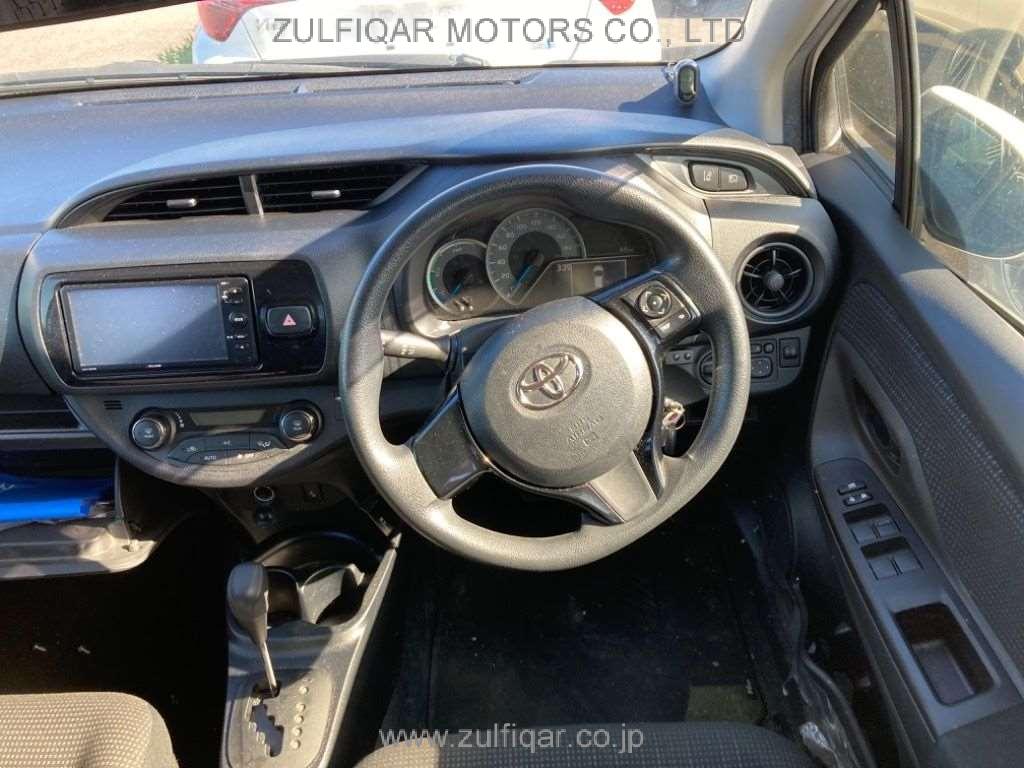 TOYOTA VITZ 2019 Image 6