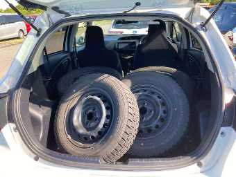 TOYOTA VITZ 2019 Image 8