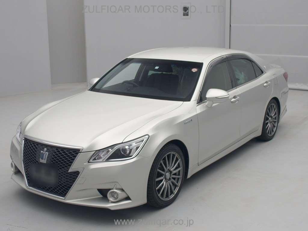 TOYOTA CROWN HYBRID 2015 Image 1