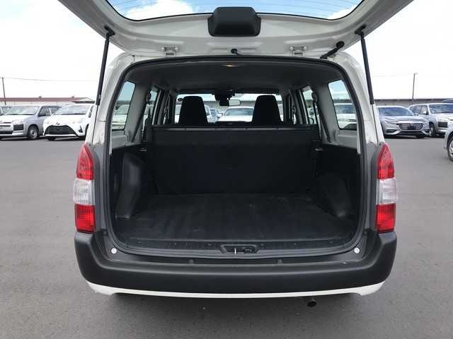 TOYOTA PROBOX 2018 Image 23