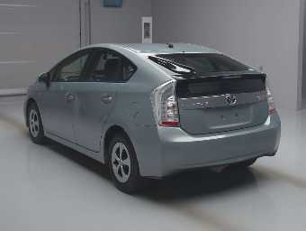 TOYOTA PRIUS PHV 2013 Image 4