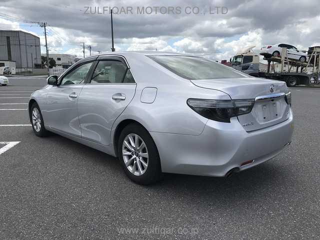 TOYOTA MARK X 2018 Image 19