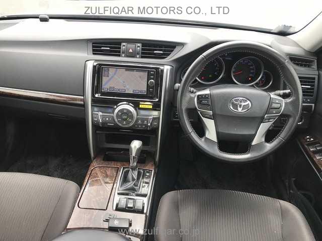 TOYOTA MARK X 2018 Image 20