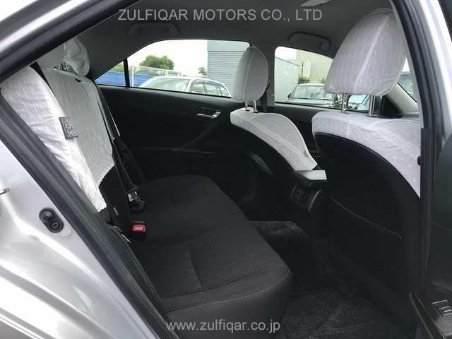 TOYOTA MARK X 2018 Image 22