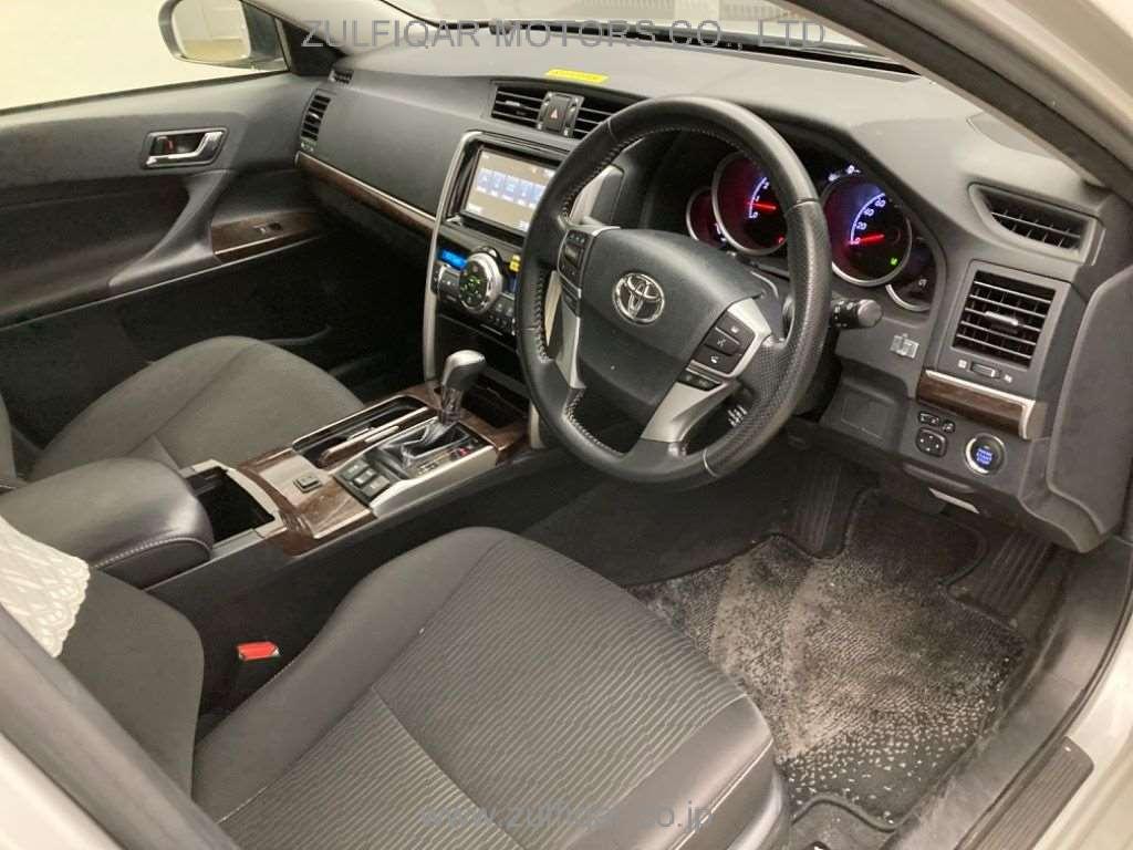 TOYOTA MARK X 2018 Image 5