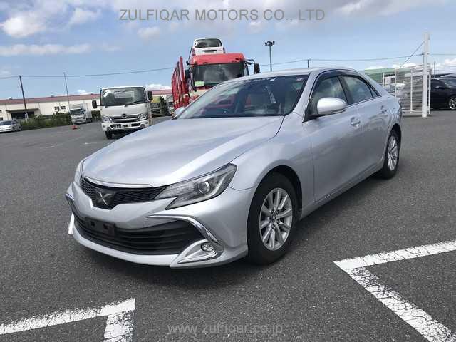 TOYOTA MARK X 2018 Image 10